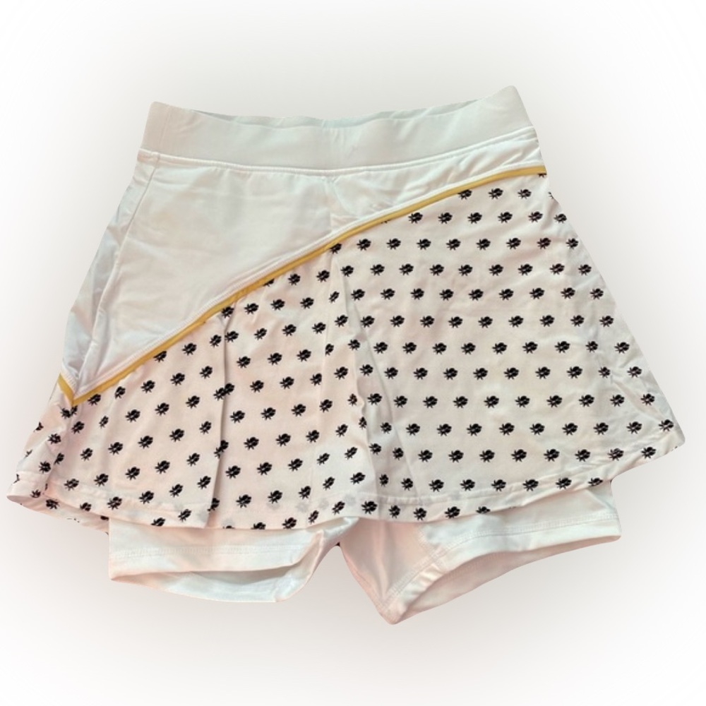 NWOT FILA WHITE & GOLD ATHLETIC SKIRT // SIZE XS💛